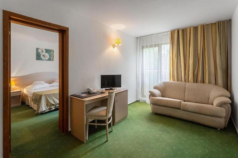 Bran Brad Bega By Steaua De Mare Hotel Eforie Nord Eksteriør billede